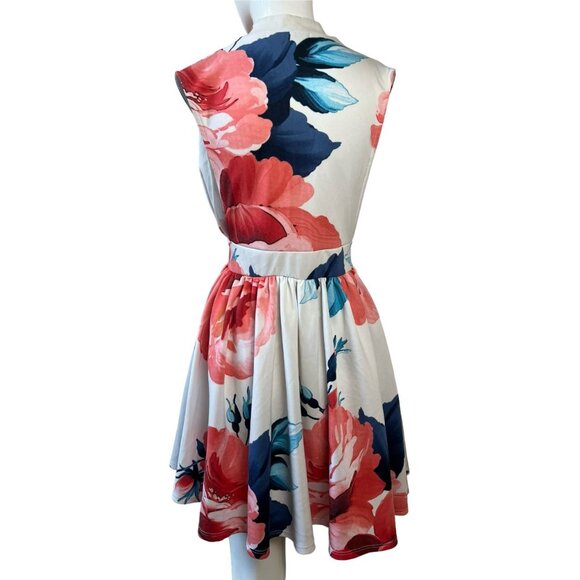 Akira Chicago Fit Flare Dress High Neck Floral Print Sleeveless White Red Small - Picture 3 of 7